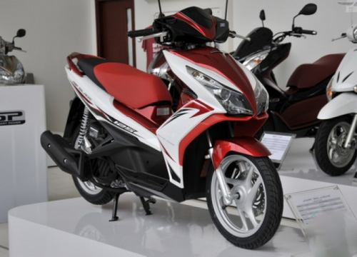 Honda ra mắt AirBlade 125cc giá từ 38 triệu đồng  Đài Phát thanh và Truyền  hình Long An